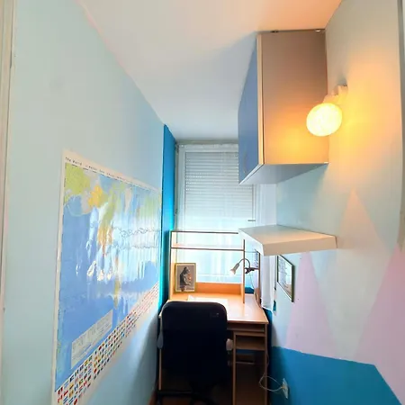 Sunny Cozy With King Bed, 2 Toilets, Fast Wifi, Walk To Center *