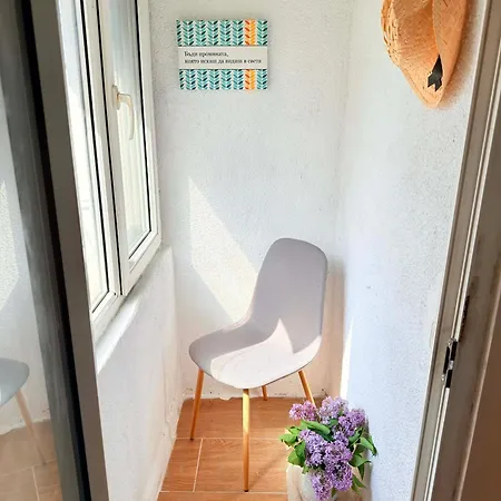 Apartmán Sunny Cozy With King Bed, 2 Toilets, Fast Wifi, Walk To Center