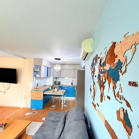Sunny Cozy With King Bed, 2 Toilets, Fast Wifi, Walk To Center Apartmán *